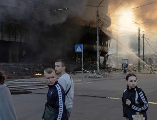 Russia kills 4 in massive Ukraine attack after vowing retaliation
