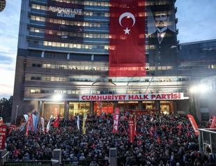CHP crisis deepens after headquarters standoff