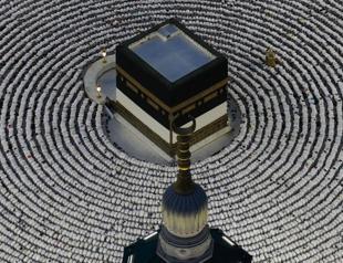 Pilgrims kick off hajj as wars trajectory hangs in the balance