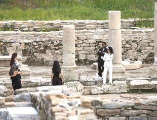 ‘City of Gladiators’ Stratonikeia draws Eid holiday visitors