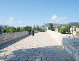 770-year-old Tokat bridge defies time