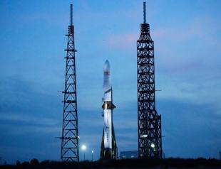 Jeff Bezoss Blue Origin rocket explodes on launch pad