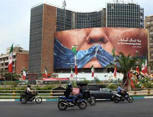 US warns capable of resuming war with Iran as deal remains elusive