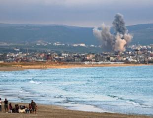 Israeli forces push further into Lebanon as delegations meet in US