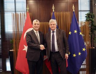 Türkiye aims to boost trade with France to $30 billion by 2030