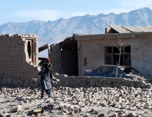 Pakistan launches deadly strikes on Afghanistan