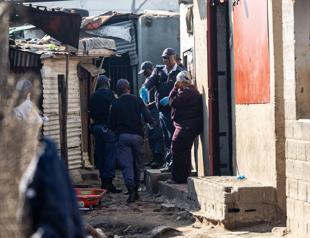 Gunmen shoot dead 12 near Johannesburg
