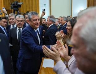 Özel allies resign from key CHP body over convention demand
