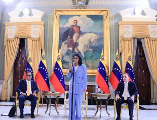 Venezuela inks deal with General Electric to rebuild grid