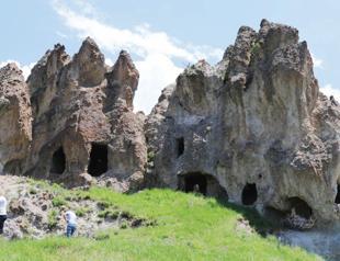 Calls mount to pull rock church back from brink