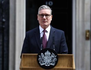 Starmer resigns as UK prime minister