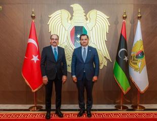 Turkish intelligence chief meets Libyan commander Haftar