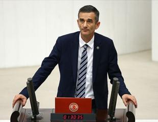 Another lawmaker quits CHP amid leadership turmoil