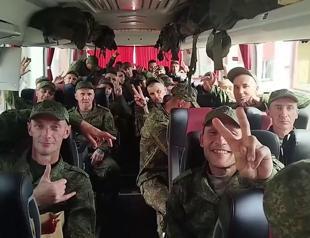 Russia, Ukraine exchange 160 captured soldiers each