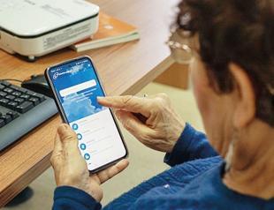 ‘AI license’ suggested for seniors amid digital risks