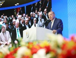 AKP reviews roadmap at consultation camp
