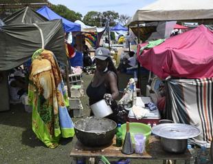 Venezuela quake survivors cherish kindness of strangers