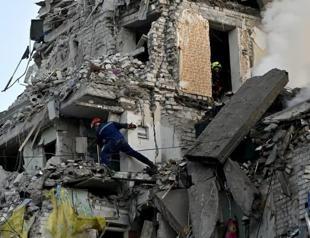 Deadly Russian barrage pounds Ukraine capital