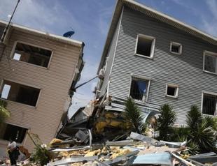 Hope fades, hunger grows a week after Venezuela quakes
