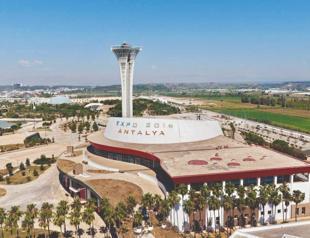 Antalya gears up for COP31 with $2 bln revenue target