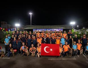 Venezuela honors Turkish rescuers after quake mission