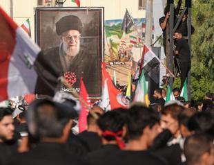 Iraqs holy cities host funeral processions for Khamenei