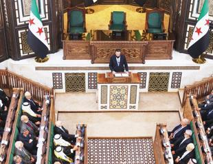 New Syrian parliament convenes for first time