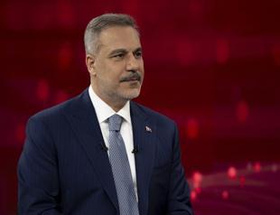 Turkish top diplomat to attend Ukraine coalition summit in Paris