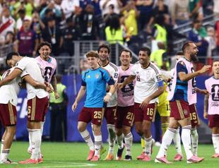 Spain deliver World Cup masterclass against France to reach final