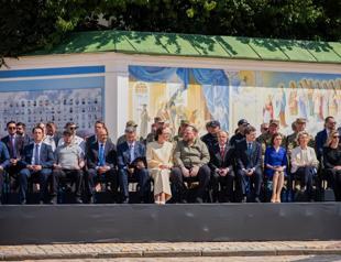 EU extends right to stay for Ukrainians, excludes military-age men