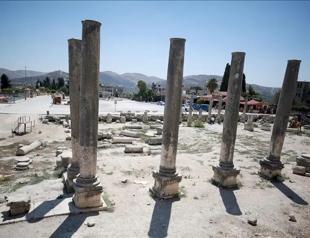 UNESCO weighs endangered status for threatened sites