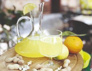 Alanya’s signature lemonade blends lemon, peanut flavors