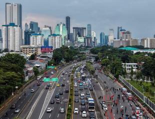 Indonesias economic growth slows in second quarter
