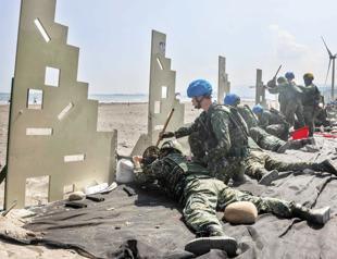 Taiwan begins military drills as China pressure grows