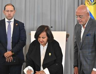 Leaders and opposition wrap up talks in Venezuela