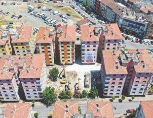 Istanbul tears down 10,000 structures a year for urban transformation