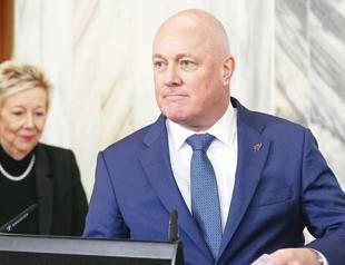 New Zealand moves to ban social media for under-16s
