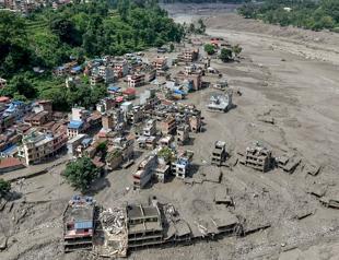 Floods caused by glacier collapse kill at least 273, over 1,300 missing