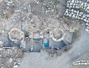 Hadrian statue restored at Kibyra