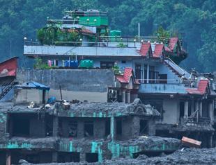 Death toll rises in Nepal disaster, hundreds still missing