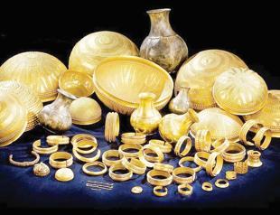 Thieves stage lightning raid on Bronze Age gold in Spain