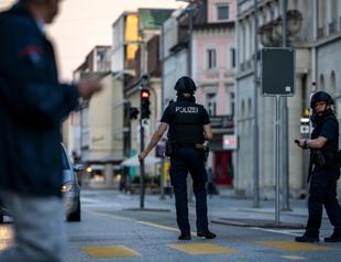 Manhunt in Switzerland after fatal rave shooting
