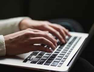 Information and communications sector extends growth streak to 10th quarter