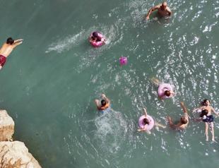 Locals, tourists flock to cooler spots in eastern Türkiye amid scorching heat