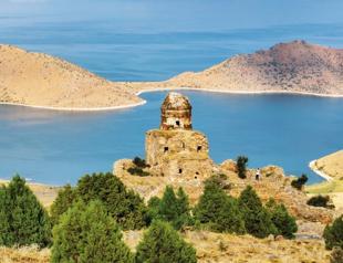 Deveboynu Peninsula new tourism destination in Van