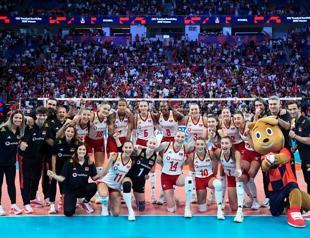 Turkish women eye final at home in volleyball Euros