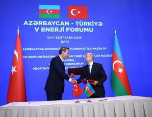 Bayraktar outlines three power projects with Azerbaijan
