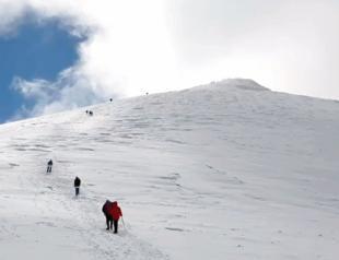 Melting Mount Ağrı glacier threatens eastern Türkiye villages