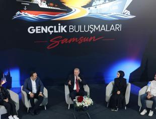 Erdoğan vows to keep youth at center of political life