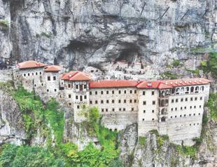 Sümela Monastery reaches record 520,000 visitors in 2026